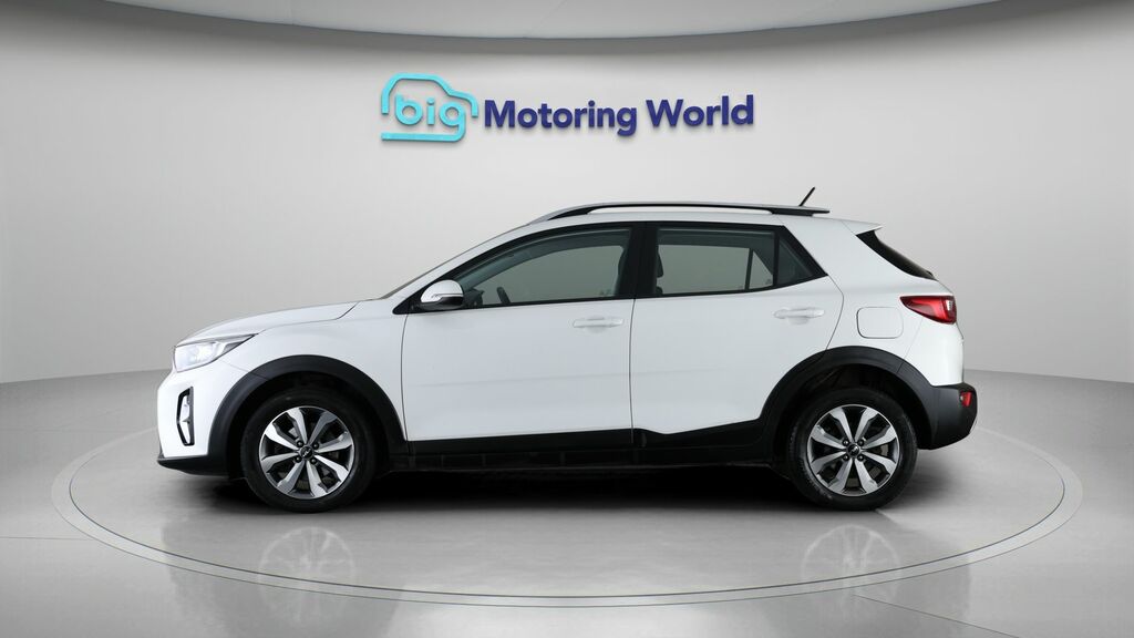 Kia Stonic 2 White #4