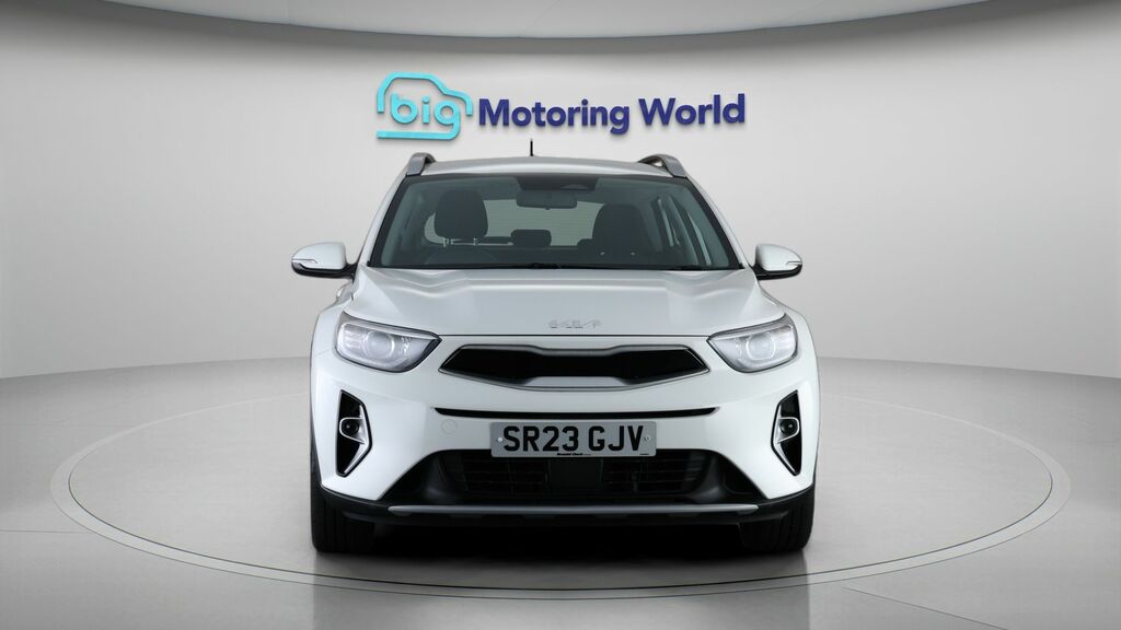 Kia Stonic 2 White #2