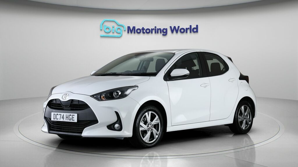 Toyota Yaris Icon DC74HGE White #3