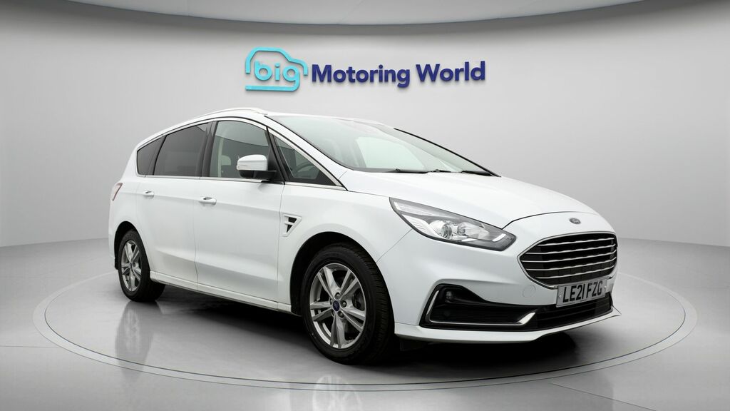 Ford S-Max Titanium White