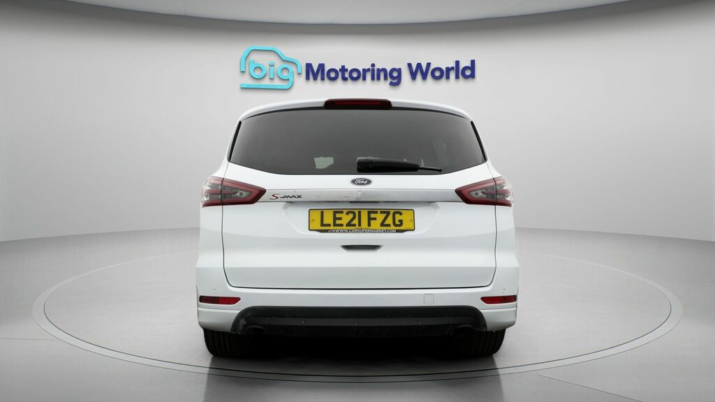 Ford S-Max Titanium LE21FZG White #6