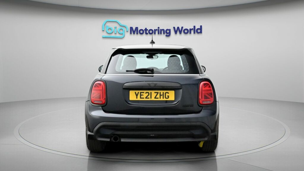 Mini Hatch Cooper Exclusive YE21ZHG Blue #6