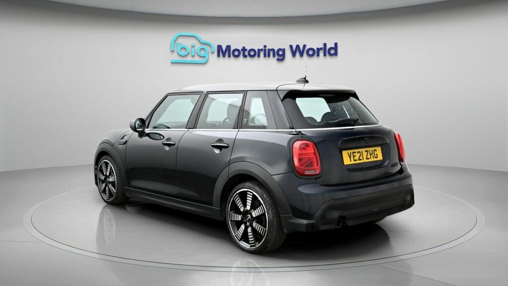 Mini Hatch Cooper Exclusive YE21ZHG Blue #5