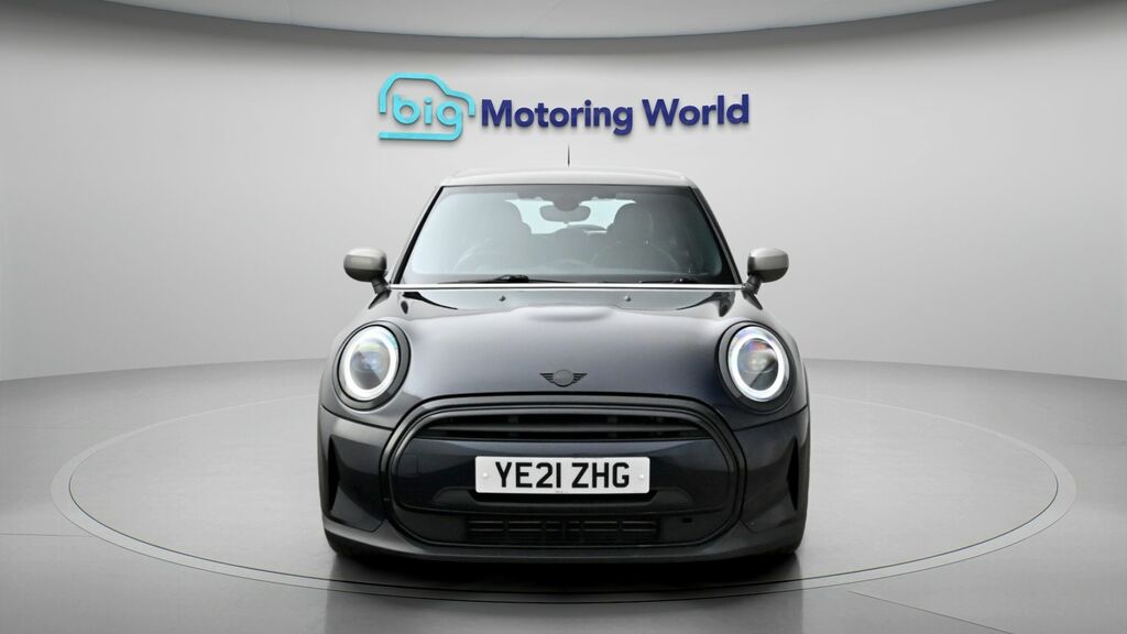 Mini Hatch Cooper Exclusive YE21ZHG Blue #2