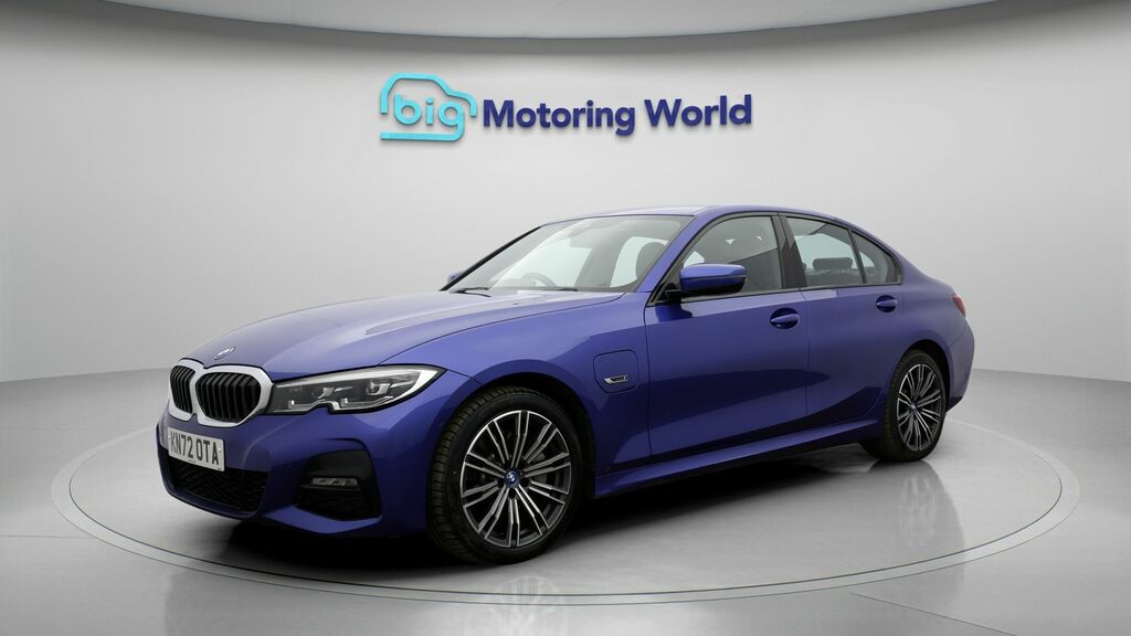 BMW 3 Series M Sport KN72OTA Blue #3