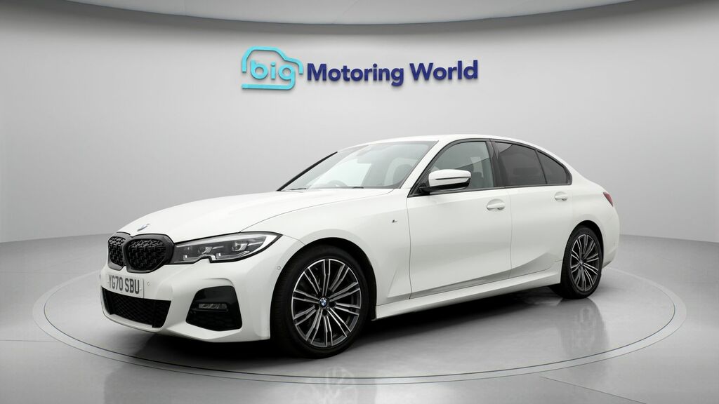 BMW 3 Series M Sport YG70SBU White #3