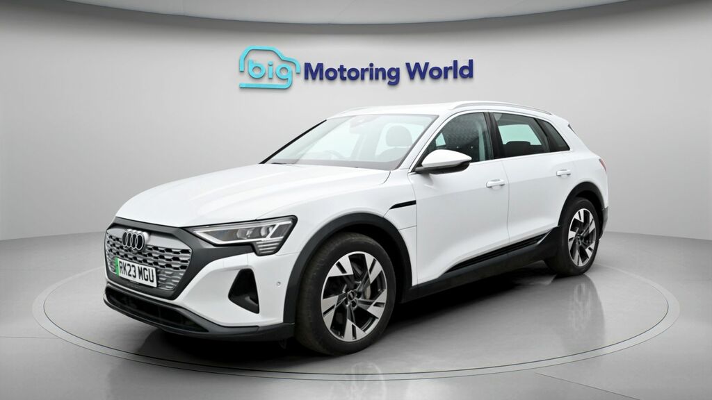 Audi Q8 e tron Sport RK23MGU White #3