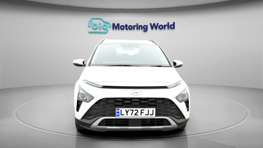Hyundai Bayon Se Connect LY72FJJ White #2
