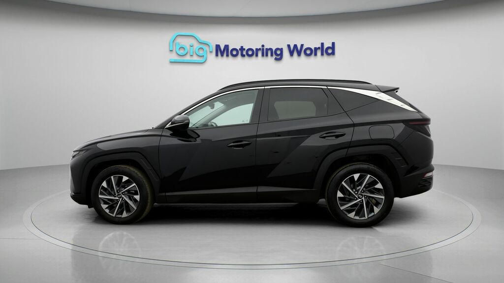 Hyundai Tucson Premium Black #4
