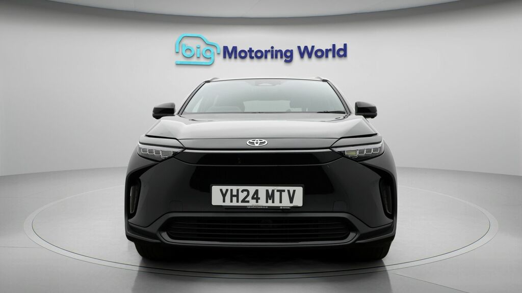 Toyota bZ4X Motion Black #2