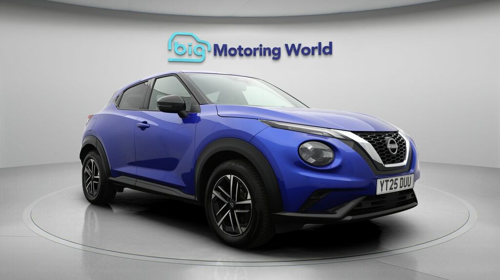 Nissan Juke N-connecta Blue