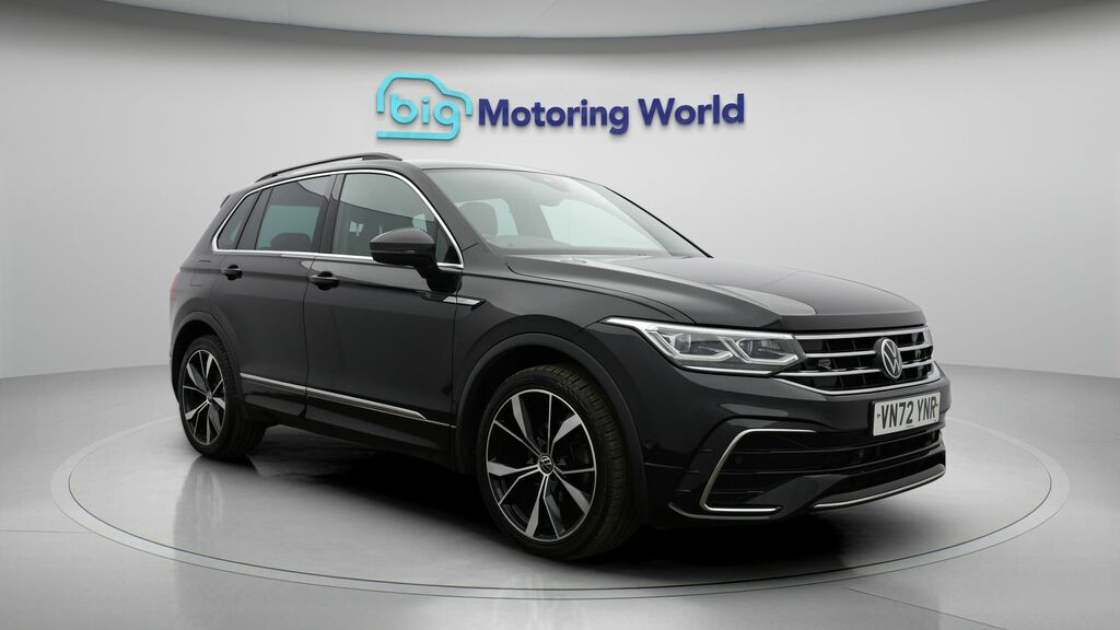 Volkswagen Tiguan R-line Black