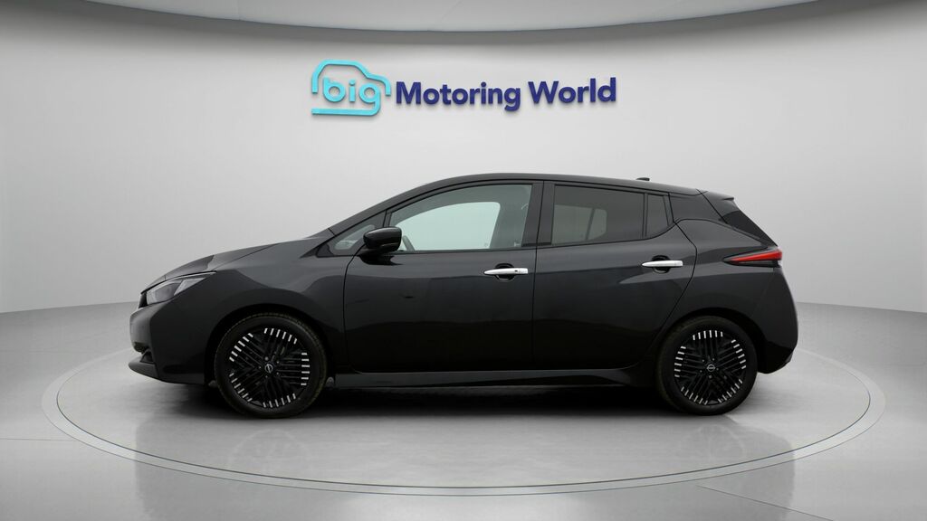 Nissan Leaf N-connecta ML23XTA Black #4