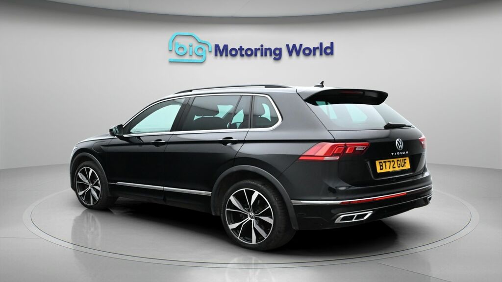 Volkswagen Tiguan R-line BT72GUF Black #5