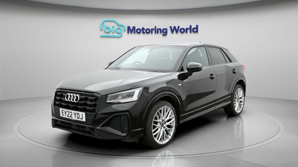 Audi Q2 Black Edition EY22YDJ Black #3