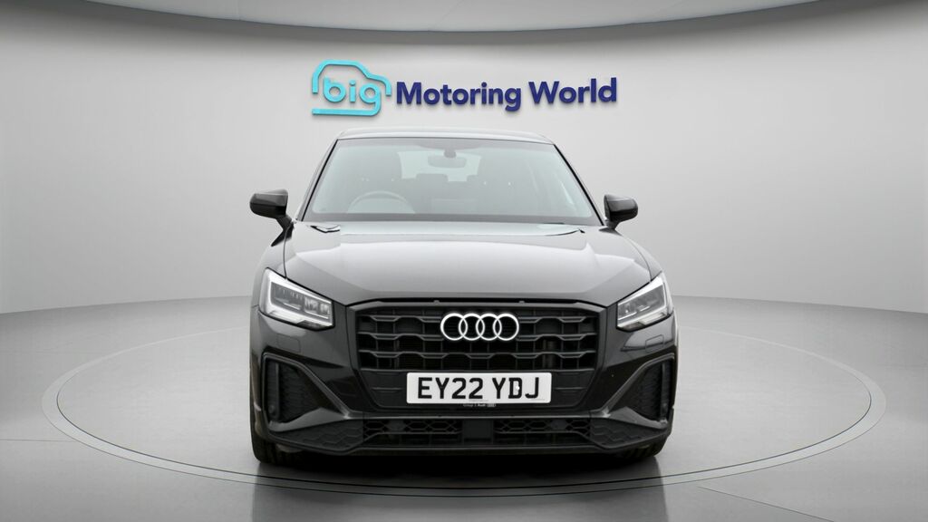Audi Q2 Black Edition EY22YDJ Black #2