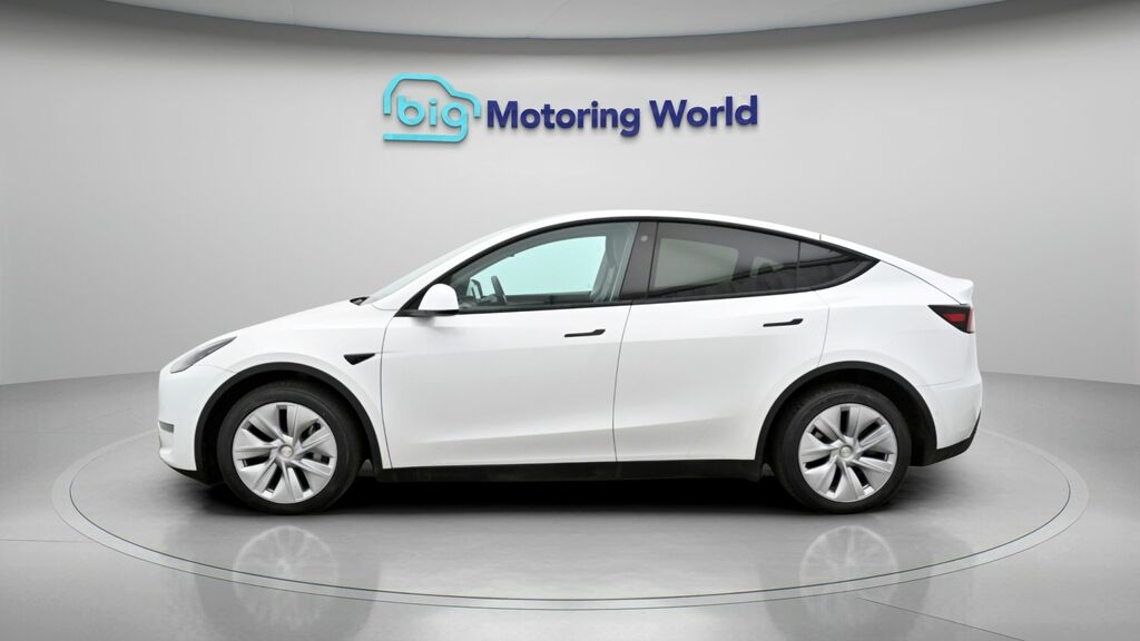 Tesla Model Y Long Range AF22OHY White #4