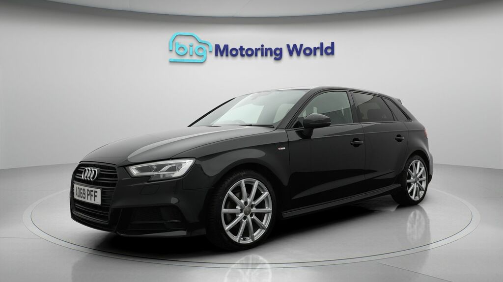 Audi A3 Black Edition AO69PFF Black #3