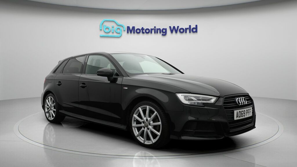 Audi A3 Black Edition Black