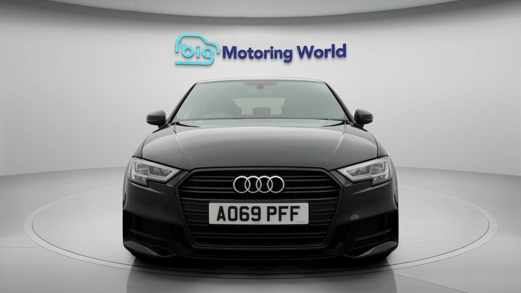 Audi A3 Black Edition AO69PFF Black #2