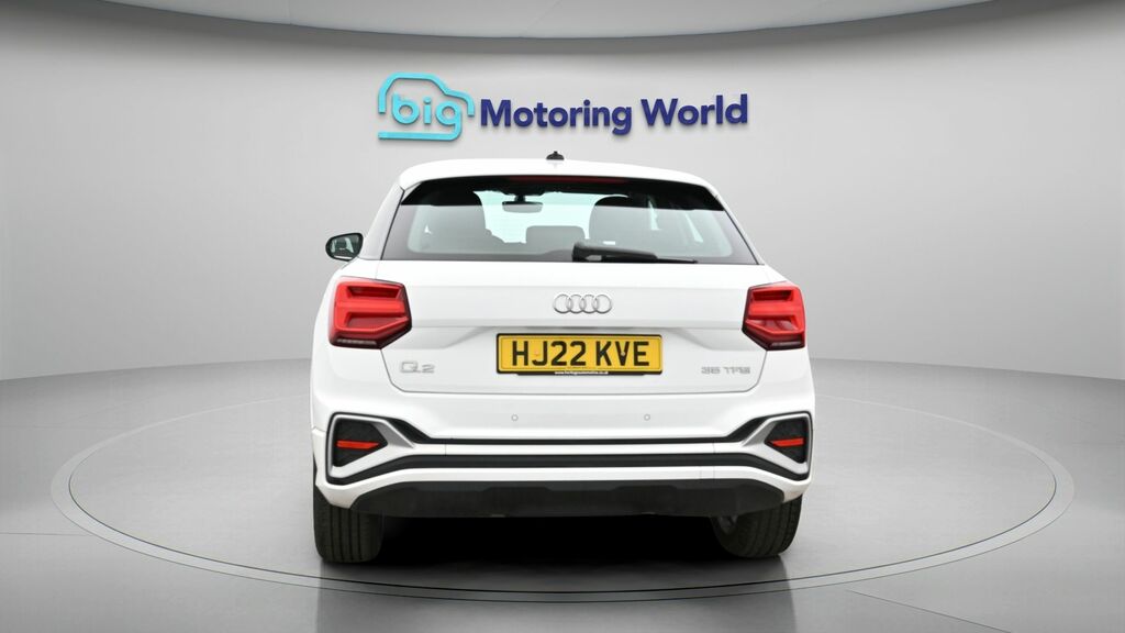 Audi Q2 S Line HJ22KVE White #6