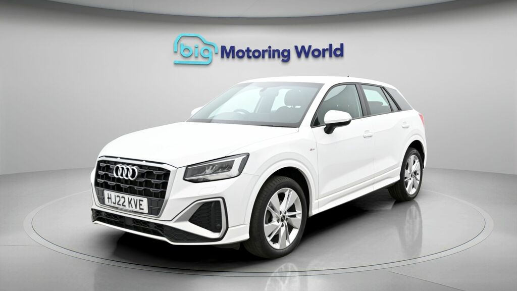 Audi Q2 S Line HJ22KVE White #3