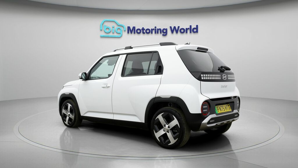 Hyundai Inster 02 White #5