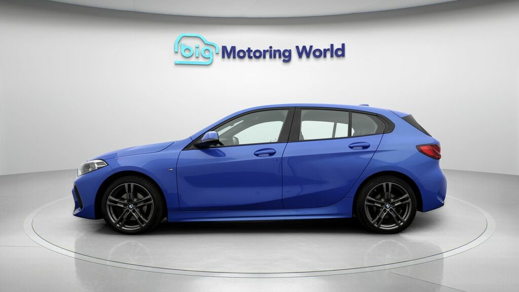BMW 1 Series M Sport KR23UJX Blue #4