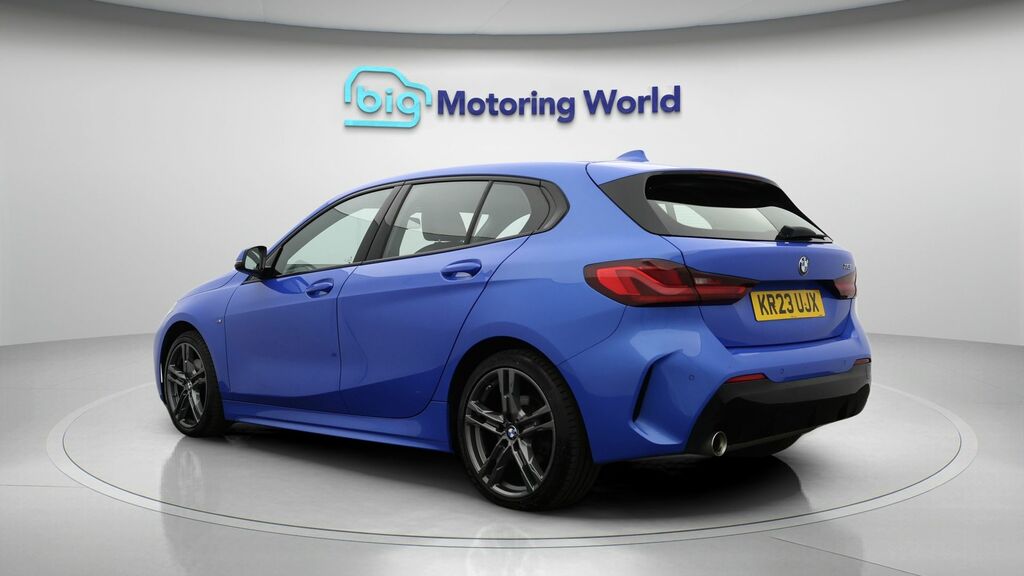 BMW 1 Series M Sport KR23UJX Blue #5