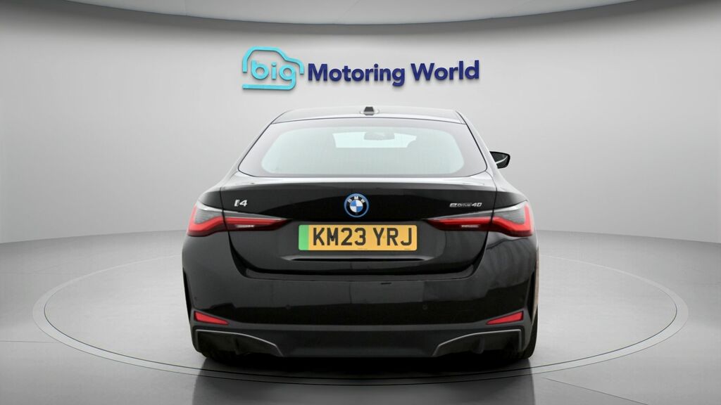 BMW i4 Sport Black #6
