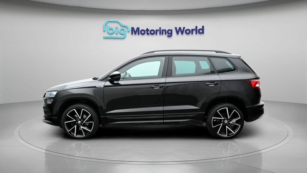 Skoda Karoq Sportline Black #4