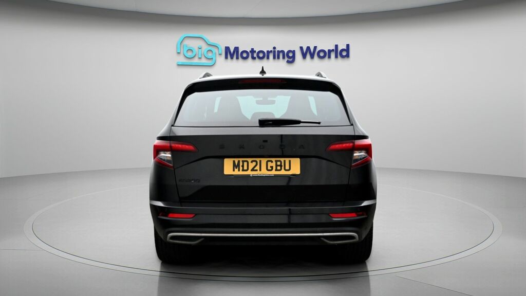 Skoda Karoq Sportline Black #6