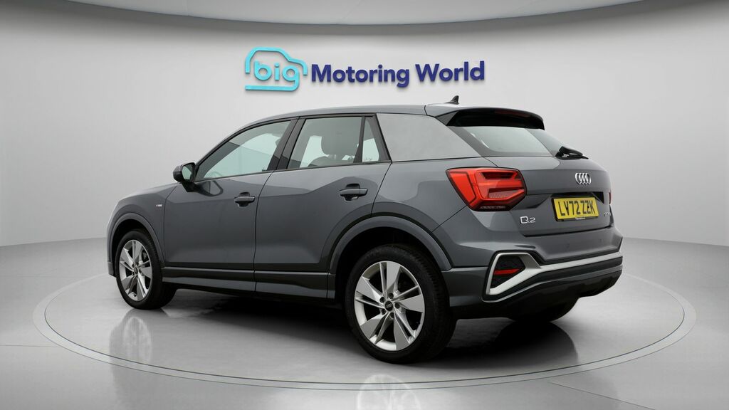 Audi Q2 S Line LV72ZZK Grey #5