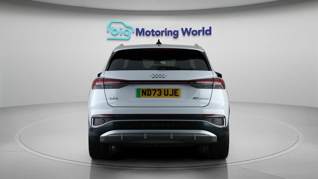 Audi Q4 E Tron S Line ND73UJE White #6