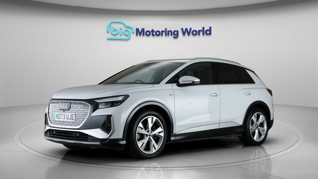 Audi Q4 E Tron S Line ND73UJE White #3