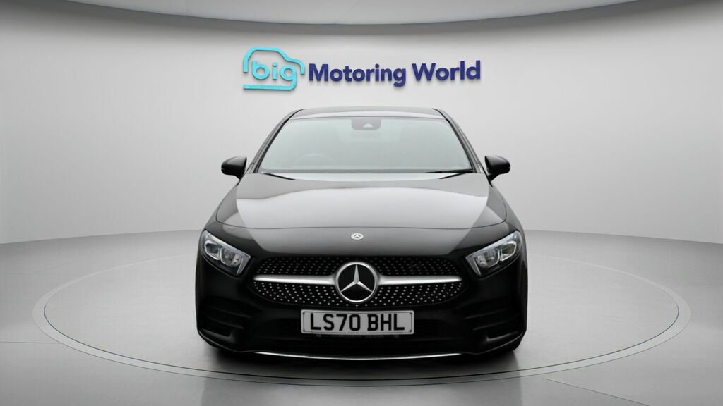 Mercedes-Benz A Class Amg Line LS70BHL Black #2
