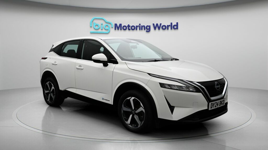 Nissan Qashqai Acenta Premium White