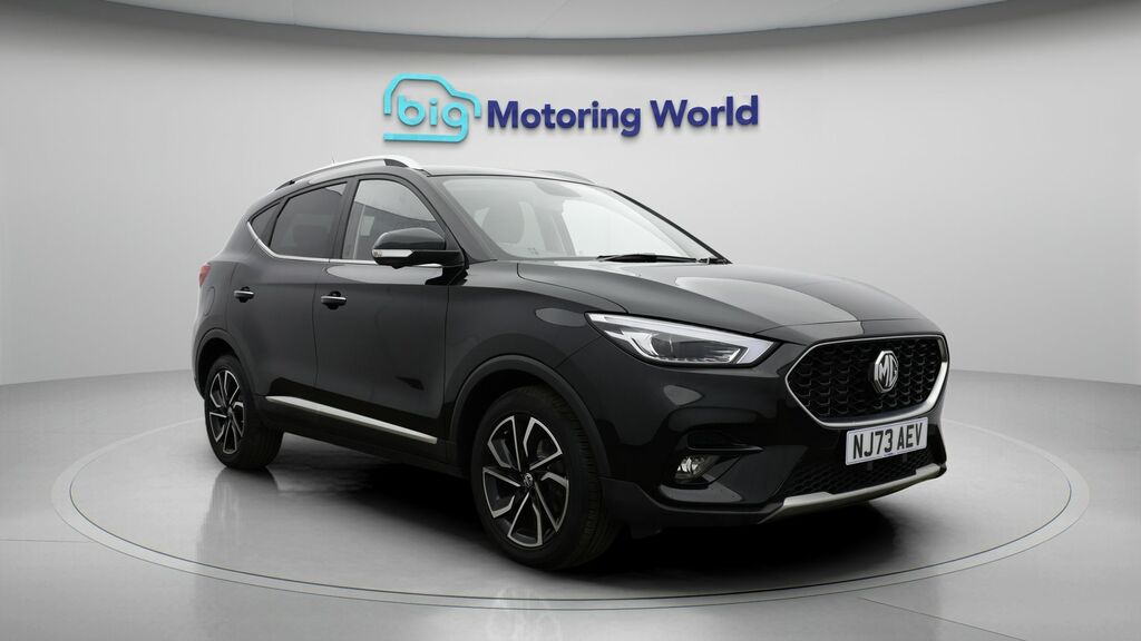MG ZS Exclusive Black