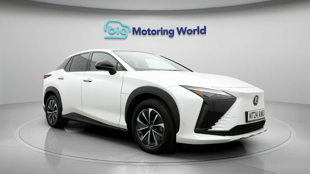 Lexus RZ Premium White