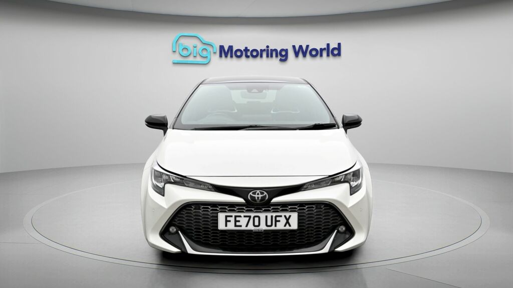 Toyota Corolla Gr Sport FE70UFX White #2
