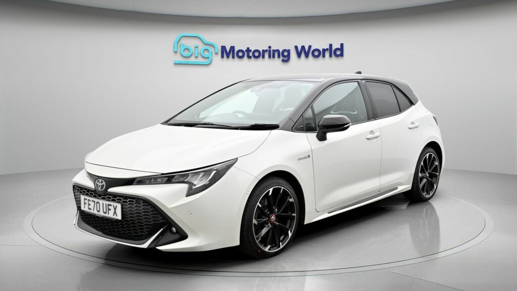 Toyota Corolla Gr Sport FE70UFX White #3