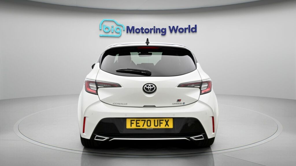 Toyota Corolla Gr Sport FE70UFX White #6