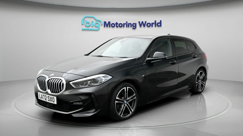 BMW 1 Series M Sport Black #3