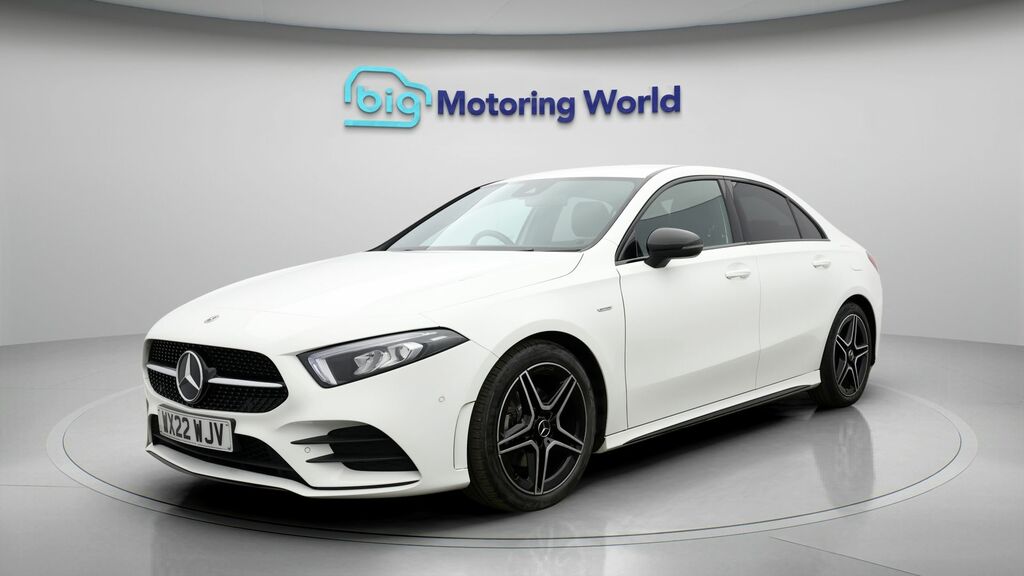 Mercedes-Benz A Class Amg Line Edition WX22WJV White #3