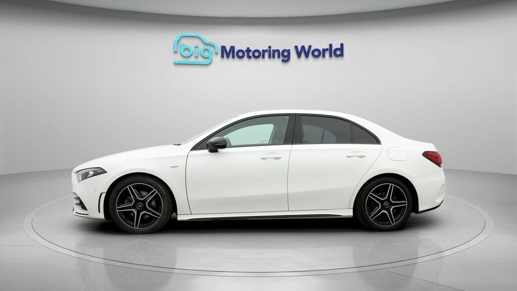 Mercedes-Benz A Class Amg Line Edition WX22WJV White #4