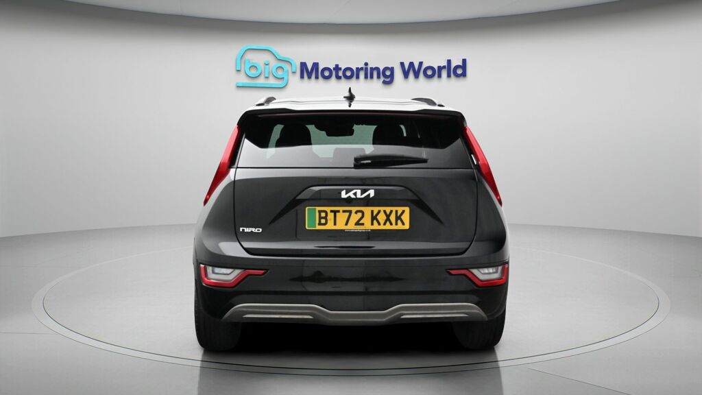 Kia Niro 4 Black #6