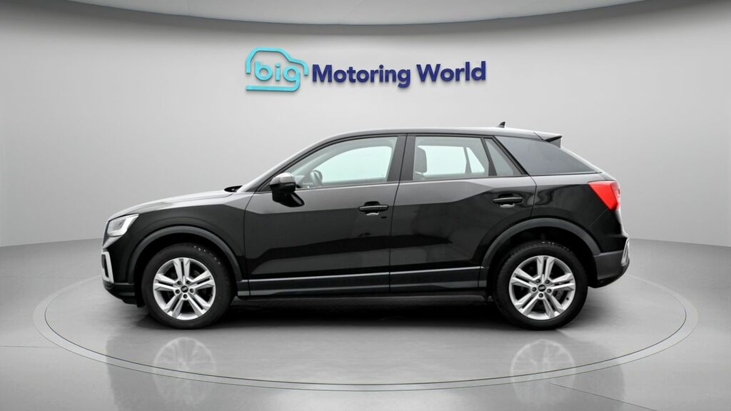 Audi Q2 Sport RJ70MHK Black #4
