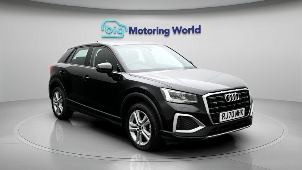 Audi Q2 Sport Black