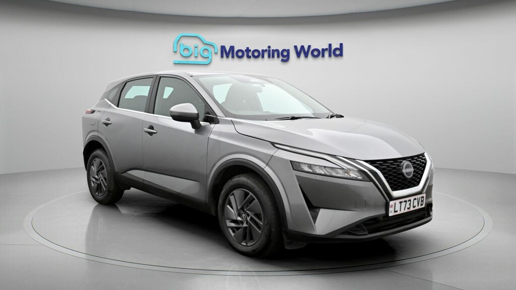 Nissan Qashqai Acenta Premium LT73CVB Grey