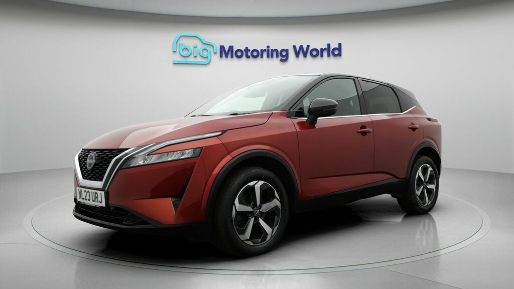 Nissan Qashqai N-connecta NL23URJ Red #3